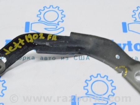 ФОТО Кронштейн крыла нижний прав треснут для Volkswagen Jetta USA (2018-) Одесса