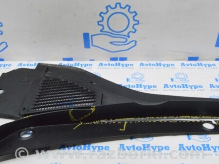 ФОТО Решетка дворников (пластик) лев трещины для Volkswagen Jetta USA (2018-) Одесса