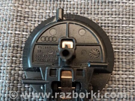 ФОТО крючок для Audi (Ауди) A3 8V1, 8VA, 8V7, 8VS (03.2012-...) Львов