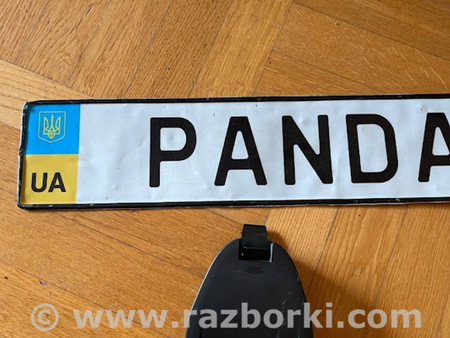 ФОТО кріплення знаку для Audi (Ауди) A4 B9 - 8W2, 8W5 (06.2015-...) Львов