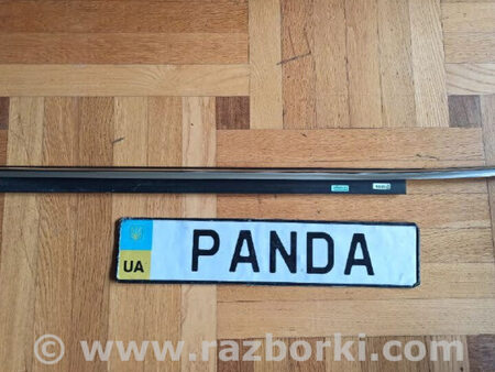 ФОТО Молдинг двери для Audi (Ауди) A5 8T (03.2007-11.2016) Львів