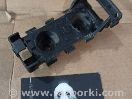 ФОТО кріплення антени для Audi (Ауди) A8 D3 (07.2002-10.2009) Львов