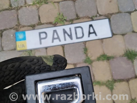 ФОТО тримач сітки для Audi (Ауди) A8 D3 (07.2002-10.2009) Львов