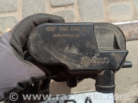 ФОТО Корпус масляного фильтра для Audi (Ауди) A8 D4 (11.2009-01.2018) Львов