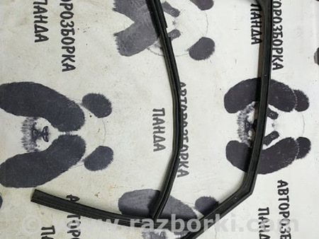 ФОТО напрвляюча скла для Audi (Ауди) A8 D4 (11.2009-01.2018) Львов