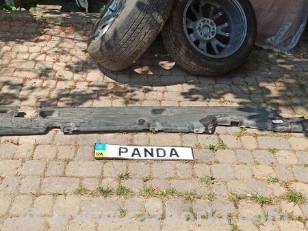 ФОТО молдинг порогу для Audi (Ауди) Q7 4L (09.2005-11.2015) Львов