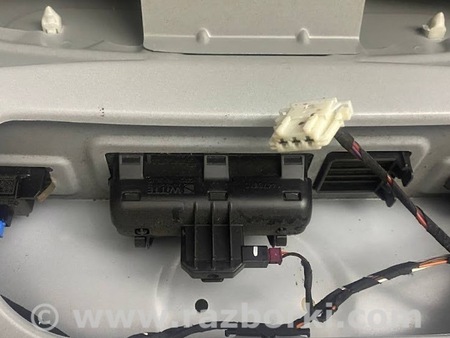 ФОТО кнопка багажника для BMW 2 F44 Львов