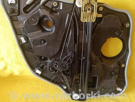 ФОТО Кронштейн стеклоподъёмника для BMW 3 G20 (2019-...) Львов