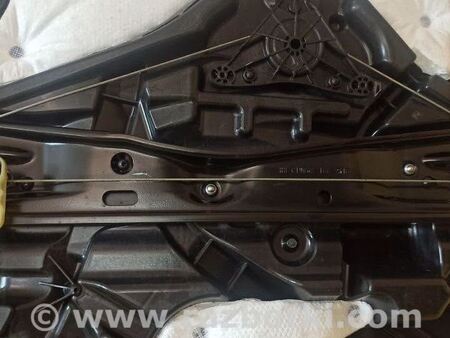 ФОТО Кронштейн стеклоподъёмника для BMW 7 G12 Львов