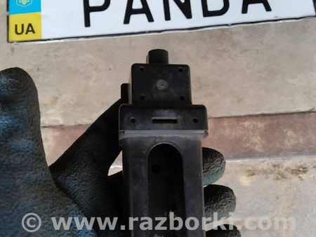 ФОТО кронштейн блоку управління для BMW X1 E84 Львов