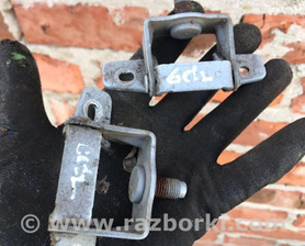 петлі багажника  Hyundai Getz