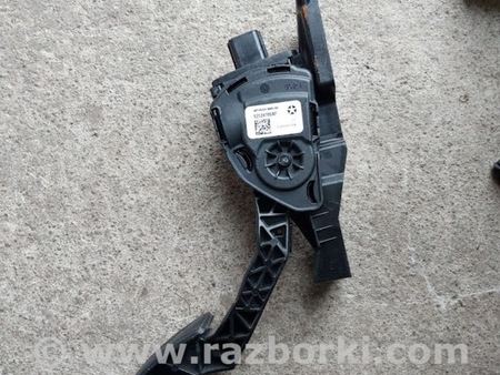 ФОТО Педаль газа для Jeep Grand Cherokee Львов