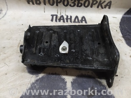 ФОТО Клык усилителя для Lexus GS350 Львов