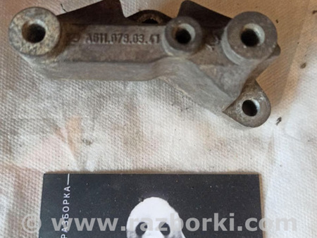 ФОТО кронштейн паливної рійки для Mercedes-Benz W203 Львов