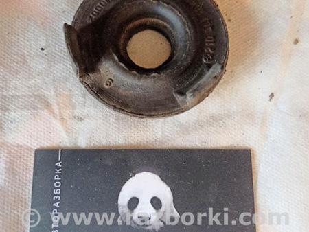 ФОТО сайлентблок підрамника для Mercedes-Benz W203 Львов