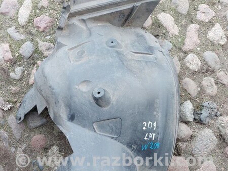 ФОТО Подкрылок для Mercedes-Benz W209 Львов