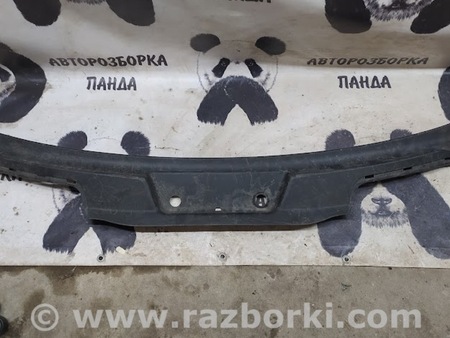 ФОТО Пластик под лобовое стекло (Жабо) для Porsche Cayenne Type 958 (10-18) Львов