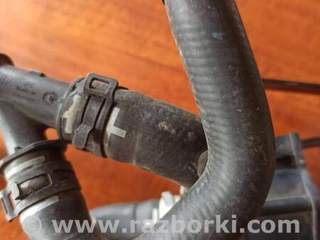 ФОТО Патрубок системы охлаждения для Porsche Macan Львов