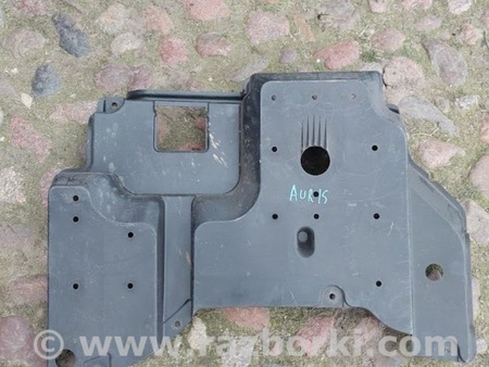 ФОТО кришка підлоги для Toyota Auris E180 (08.2012-03.2018) Львов