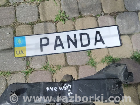 ФОТО башмак бампера для Toyota Avensis T29 (15-18) Львов