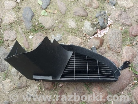 ФОТО Опора полки багажика для Volkswagen Golf Plus Mk5 (12.2004-09.2014) Львов