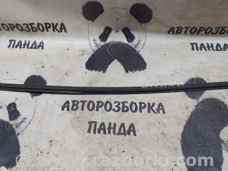 ФОТО Уплотнитель стекла для Volkswagen Golf VI Mk6 (10.2008-03.2016) Львов