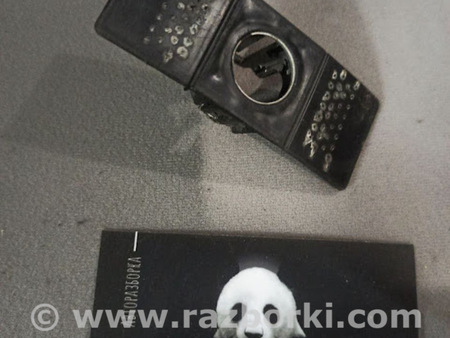 ФОТО кронштейн датчика парконік для Volkswagen Passat B6 (03.2005-12.2010) Львов