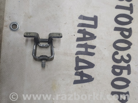 ФОТО Петля крышки багажника для Volkswagen Tiguan (2016-) Львов