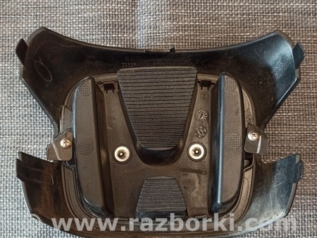 ФОТО кронштейн кріплення напрявляюча решітки радіатора емблема значок логотип для Honda CR-V (07-11) Львов