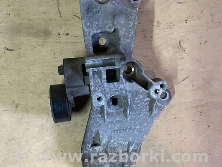 ФОТО Кронштейн генератора для Renault Kangoo I (97-08) Костопіль