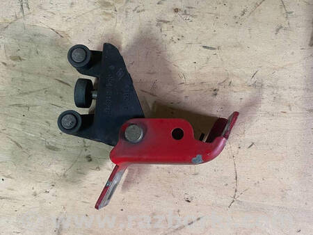 ФОТО Ролик середній зсувних лівих для Renault Kangoo I (97-08) Костопіль