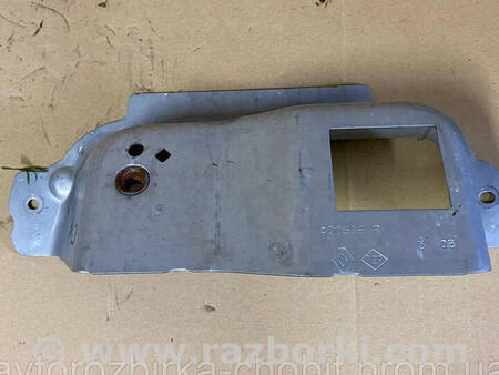 ФОТО Кронштейни стелі середні для Renault Kangoo II (07-21) Костопіль