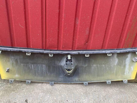 ФОТО Решетка радиатора для Renault Kangoo II (07-21) Костопіль