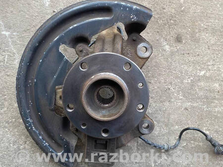 ФОТО СТУПИЦА ПЕРЕДНЯЯ С ЦАПФОЙ для Renault Megane 3 (08-16) Костопіль