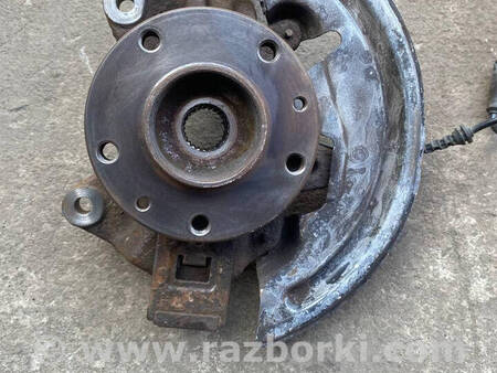 ФОТО СТУПИЦА ПЕРЕДНЯЯ С ЦАПФОЙ для Renault Megane 3 (08-16) Костопіль