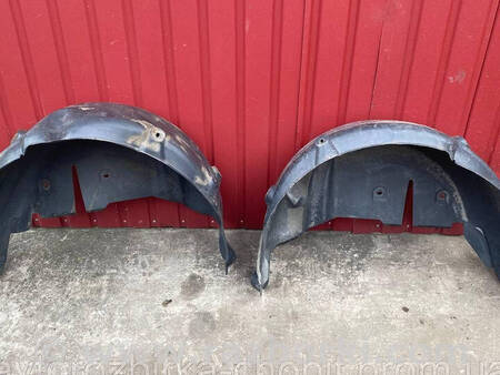 ФОТО Підкрилки задні хетчбек для Renault Megane 3 (08-16) Костопіль