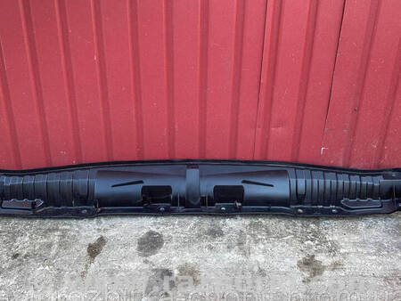 ФОТО Накладка под лобовое стекло для Renault Megane 3 (08-16) Костопіль