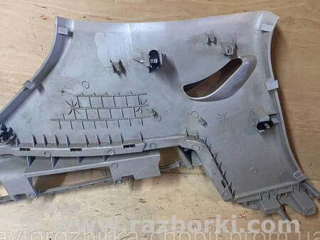 ФОТО Накладка задней стойки багажника для Renault Megane 3 (08-16) Костопіль