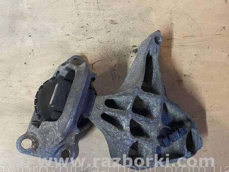 ФОТО Подушка двигуна для Renault Megane 3 (08-16) Костопіль