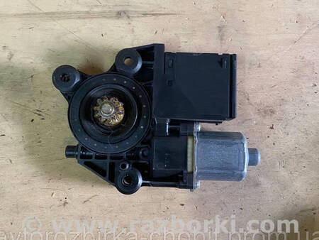 ФОТО Моторчик склопідіймача задній правий для Renault Megane 3 (08-16) Костопіль