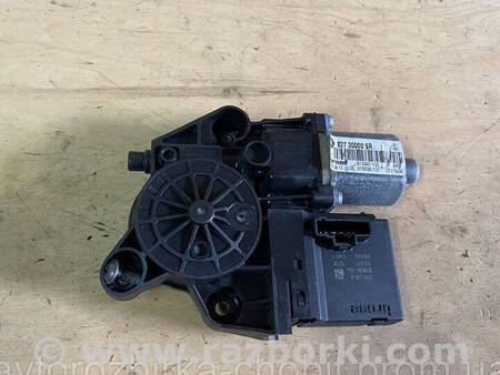 ФОТО Моторчик склопідіймача задній правий для Renault Megane 3 (08-16) Костопіль