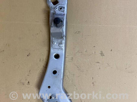 ФОТО Кронштейн Кріплення фари правий для Renault Megane 3 (08-16) Костопіль