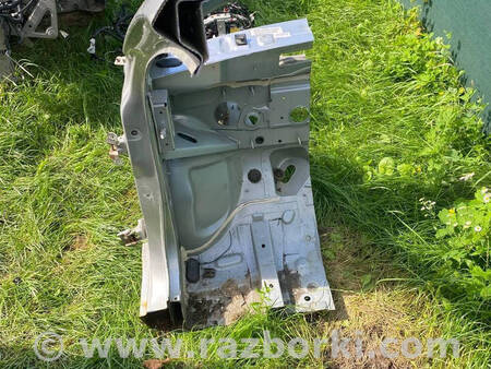 ФОТО Чверть передня ліва для Renault Megane 3 (08-16) Костопіль