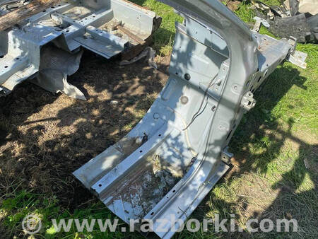 ФОТО Чверть передня права для Renault Megane 3 (08-16) Костопіль