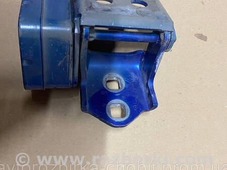 ФОТО Петля задніх лівих дверей для Renault Megane 3 (08-16) Костопіль