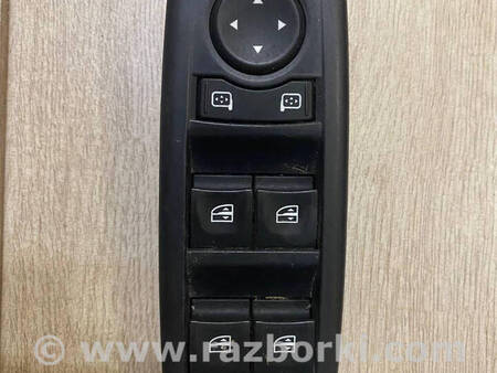 ФОТО Блок керування склопідіймачами для Renault Megane 3 (08-16) Костопіль