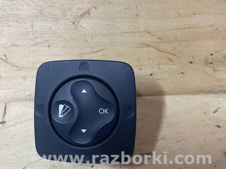 ФОТО Переключатель Кнопка управления люком для Renault Scenic III (09-16) Костопіль