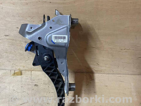 ФОТО Педаль зчеплення для Renault Scenic III (09-16) Костопіль