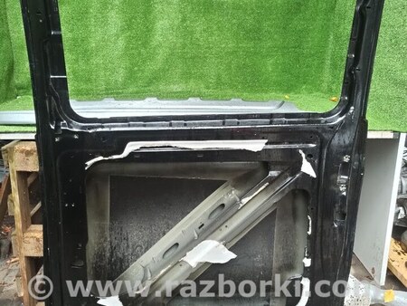 ФОТО Двері для Mercedes-Benz W447 Львів