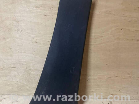 ФОТО Накладка стойки правой для Renault Megane 3 (08-16) Костопіль